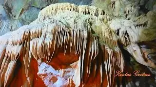 ΤΟ ΣΠΗΛΑΙΟ ΤΩΝ ΛΙΜΝΩΝ - ΚΑΣΤΡΙΑ ΑΧΑΪΑΣ - ΚΑΛΑΒΡΥΤΑ. THE CAVE OF LAKES, KASTRIA, ACHAEA, GREECE.