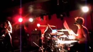 blood red shoes - in time to voices - king tut's