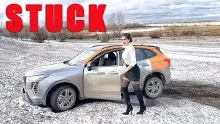Irina tights white jacket boots stuck in the snow mud at HAWAL 4K full video 20 min