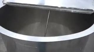 E14726 - Will Flow Corp. 300 Gallon Stainless Steel Half Jacketed Tank with Propeller Agitation