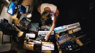 Sinnlich --  Analog Rytm, Korg Minilogue, 303, Beatstep Pro, Livetechno