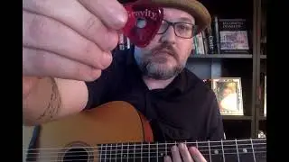 Gravity 6mm Picks Review #GravityPicks #GypsyJazz #Manouche