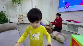 India nu  parcel aaviu n sokrav ni Holidays #krishnaandfamilyuk 
