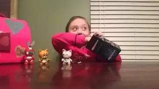 London Kidrobot blindbox opening. Mystery Chase figure!
