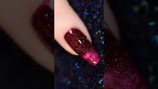 This French tip creates itself with a magnet🤯💅 Holo Taco magnetic polish 💖 Love Spell