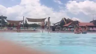 Wave pool running at Zoombezi Bay