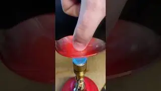 Finger vs 1000&deg;C Hot Spoon #hurt #finger #hotspoon #experiment #scienceexperiment #asmr #slowmotion