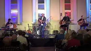 G&uuml;nter Hochg&uuml;rtel & Band - Champs Elys&eacute;es