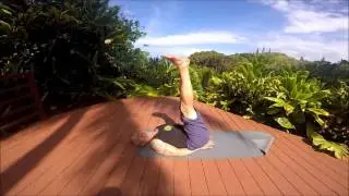 Dave Smyth  9 min beginner yoga core Sequence
