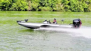 Test Vexus & Mercury 200 CV Pro XS