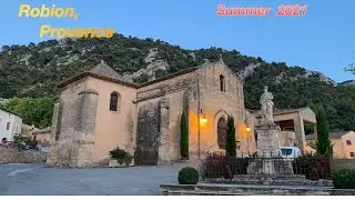 2021 Robion Small Village in Provence