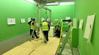 'Miss Clara' installation timelapse | Barber Institute