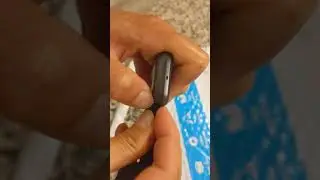 How to change Fitbit Versa2 band?