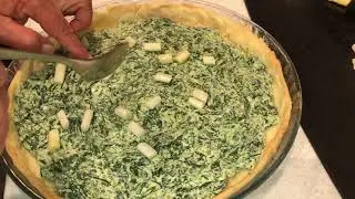 Bärlauch-Quiche mit Spargel
