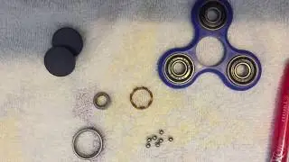 How to fix a broken fidget spinner(Easy).