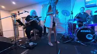 Rhubarb Tarts NutBush City Limits Hervey Bay RSL club QLD 22/11/2025