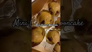 Mini Walnut Lotus Mooncake #mooncakes #mooncakefestival #lotus