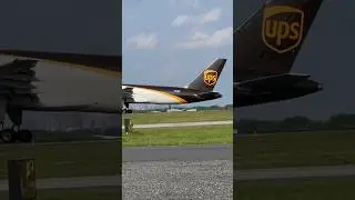 UPS 757 #takeoff #ups #cargo #757 #boeing #boeing757 #charlotte #planespotting #airplane #plane