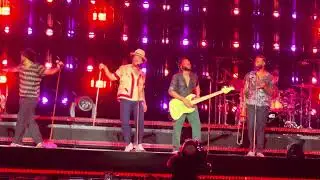 Bruno Mars ISRAEL 4K Uptown Funk - ברונו מארס בישראל
