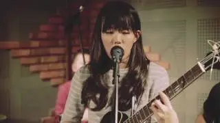 Lost Weekend - Red is the Colour (Live)