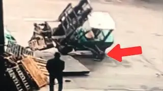 FORKLIFT ROLLS OVER WITH THE OPERATOR INSIDE😨