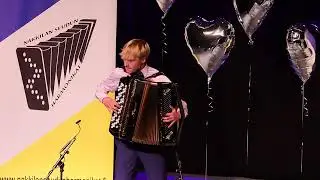 Veeti Tarvainen -  Sirkkojen tanssi