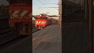 CP 2611+intercidades:521 Lisboa santa Apol&oacute;nia-porto campanh&atilde; #comboio #comboiosdeportugal