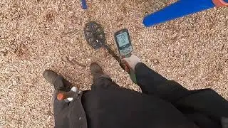Testing the XTerra Pro V12X coil in the playground on small jewelry and ring next to iron pipe.