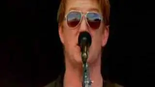Queens Of The Stone Age - Monsters In The Parasol (RW07)