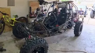 custom yerf dog spider box 670cc IRS buggy pt3 shocks, roll cage gas tank.
