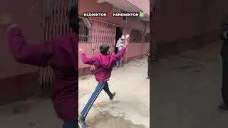 badminton players hath se khelne lage 😂 #funny #viral #trending #shorts