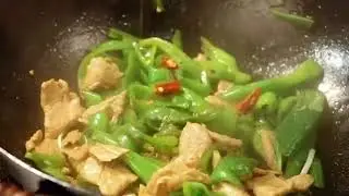Cast Iron Wok Pan.