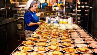 This is How They Feed 5,000 Sailors DAILY On An Aircraft Carrier