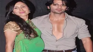 Karanvir Bohra ADMITS Wife Teejay Sidhu's PREGNANCY -- Exclusive !