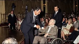 They Tried to Stop Dean Martin From Hugging a Fan in a Wheelchair — His Reply Shocked Everyone