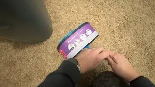 Demonstration of how to replace the bag