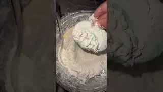 squeaky scented cornstarch with baby powder 🤤🤤🥰