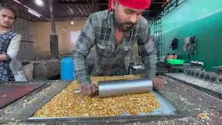 Crunchy Jaggery Peanut Chikki of Surat at Umiya Gruh Udhyog