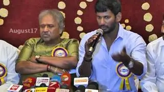 Watching Piracy is a crime - Vishal