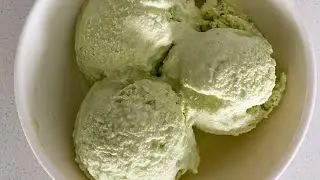 Pandan ice cream