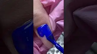 Какой синий цвет самый популярный среди гель лаков? Обзор mystique 40 ультрамарин матовый и глянцевы