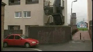 Johnny Adair shoots 26 year old Noel Cardwell in the shankill estate. December 1993