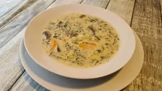 Грибной суп - любимый суп моего мужа  :)
