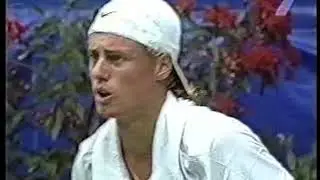 Melbourne 2000 - Hewitt vs Norman (R4)