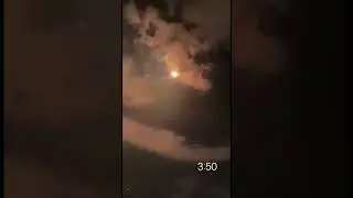 AMAZING UFO/UAP/ARV CAUGHT ON VIDEO IN THE Yemen ESCAPING TWO GUIDED MISSILES FIRED