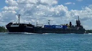 Up Close To Tug/Barge Karen Andrie And Endeavour