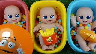 Full of 3 Rainbow Bathtubs Candy with M&M&rsquo;s | Magic Slime Cutting Video