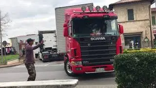 Camion Giostre Scania 144l giostra a catene e Iveco EuroStar cursor a Castelfranco di Sotto