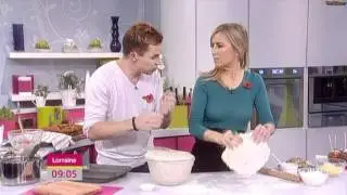 Fiona Phillips 04.11.11