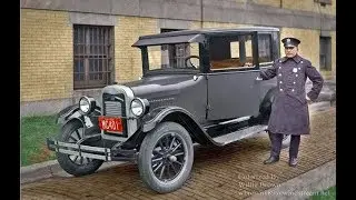 18 Incredible Colorized Photos of American Police Cars From Between the 1920s and 1940s